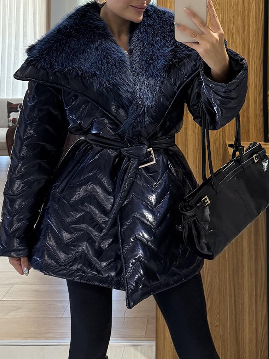 Damen Glänzende Steppjacke mit Taillengürtel und voluminösem Kunstfellkragen Shop Nory