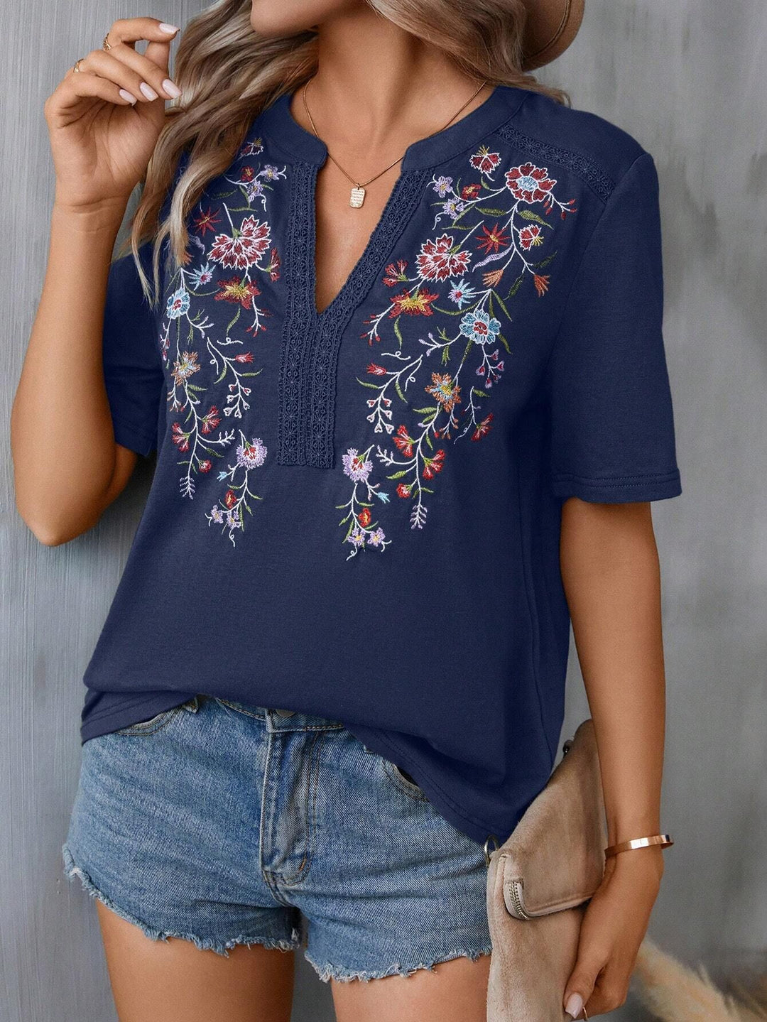 Damen bestickte Boho-Tunika mit tiefem Ausschnitt und Spitzenbesatz Shop Nory