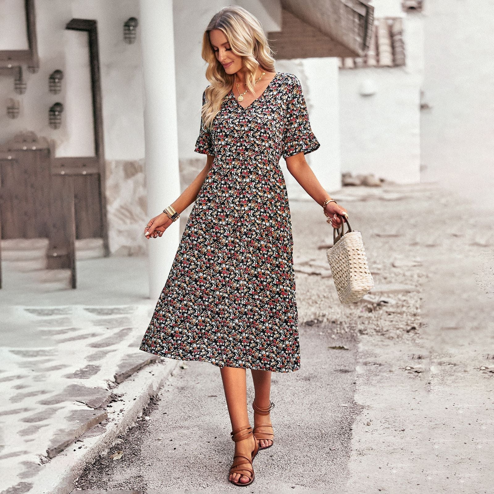 Damen Midi-Kleid mit Floralem Muster und Verspieltem V-Ausschnitt