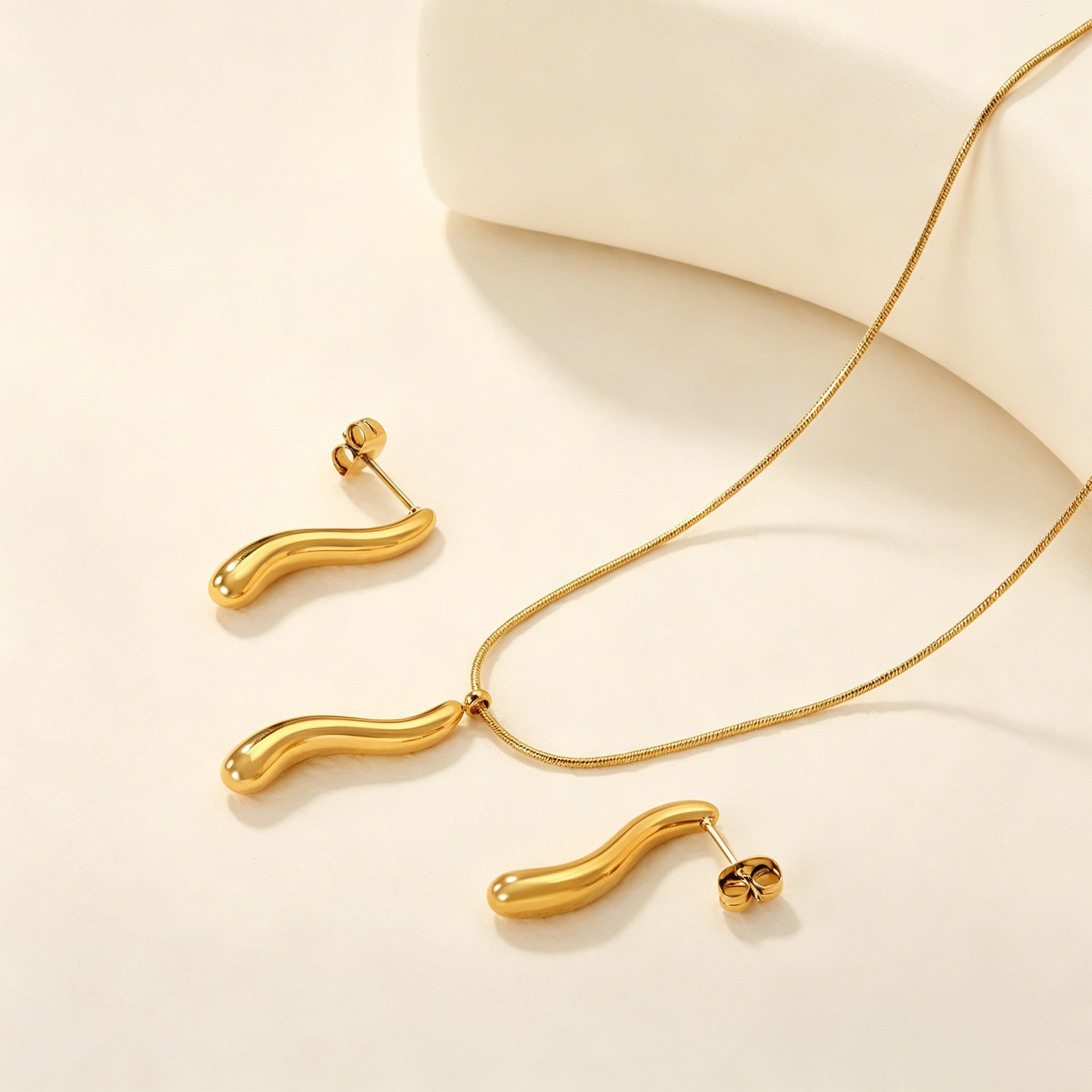 Damen Schmuckset mit elegantem Hänger und Ohrringen Shop Nory