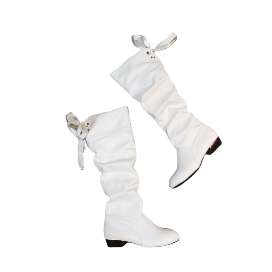 Damen Schaftstiefel kniehoch mit gerafftem Schaft, Bandkordel und niedrigem Blockabsatz Shop Nory