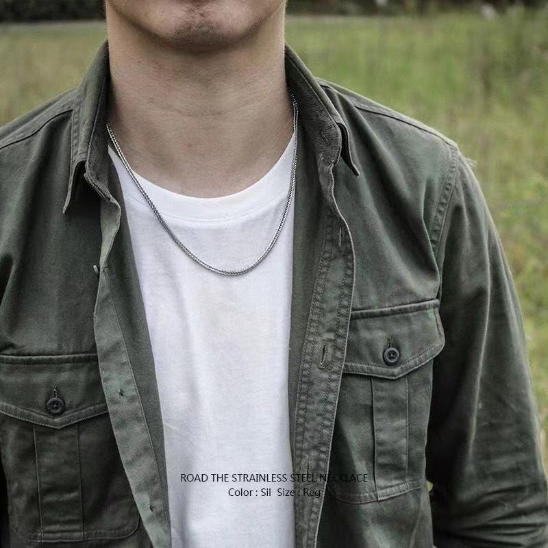 Herren Edelstahl Halskette mit modernem Design und filigranen Akzenten Shop Nory