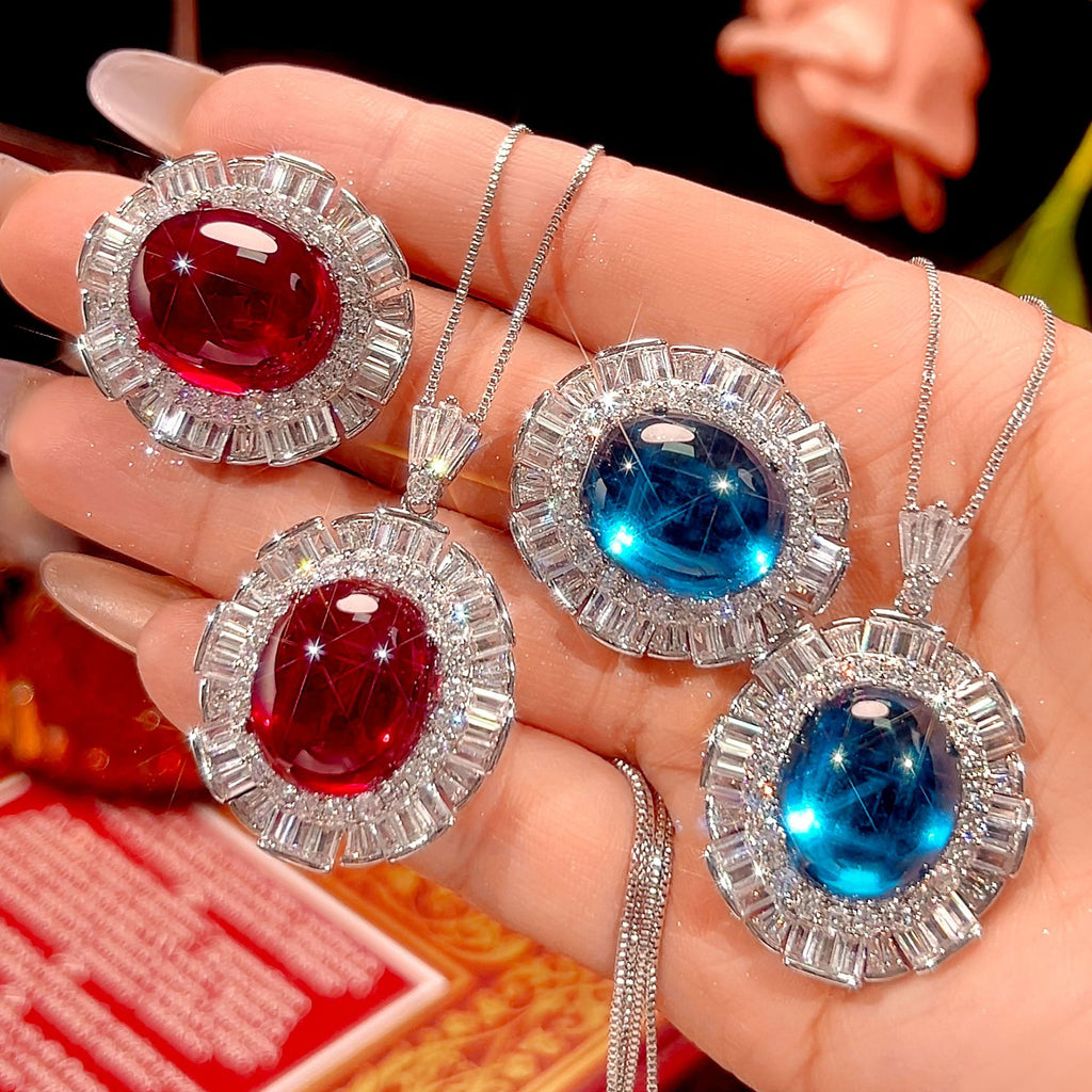 Luxuriöse ovale Cabochon Edelstein Halo Anhänger Halskette mit Baguette und rundem Stein Halo