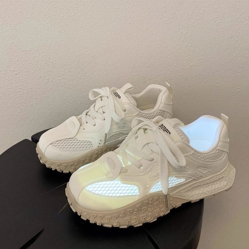 Damen Plateau-Chunky-Sneaker mit reflektierenden Mesh-Einsätzen, gepolstertem Komfortkragen und stoßdämpfender Sohle Shop Nory