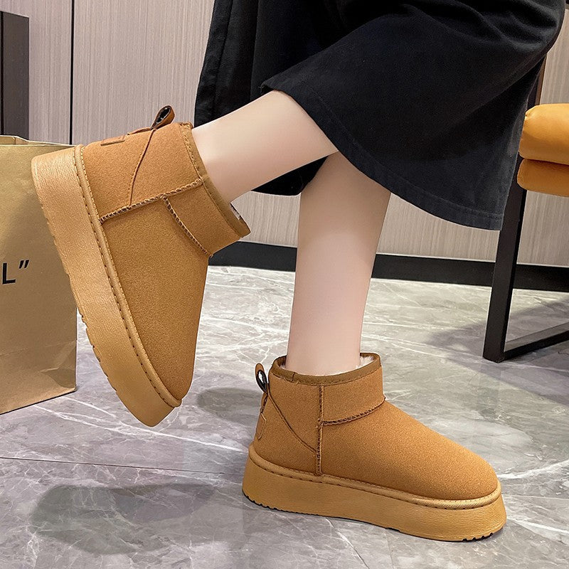 Damen Gefütterte Kurzschaft Winterboots mit Kunstfellfutter Plateau‑Sohle und Pull‑On Shop Nory