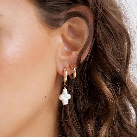 Damen Ohrhänger mit Perlenkreuz-Design und hochwertigem Goldverschluss Shop Nory