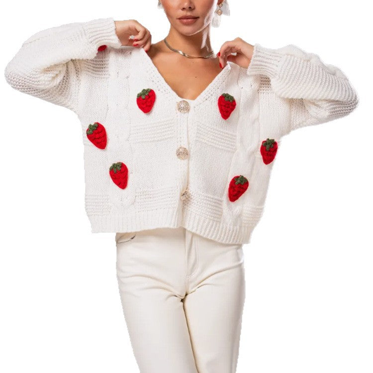 Damen Kurzgeschnittene Strickjacke mit V‑Ausschnitt und gehäkelten Erdbeerapplikationen Shop Nory