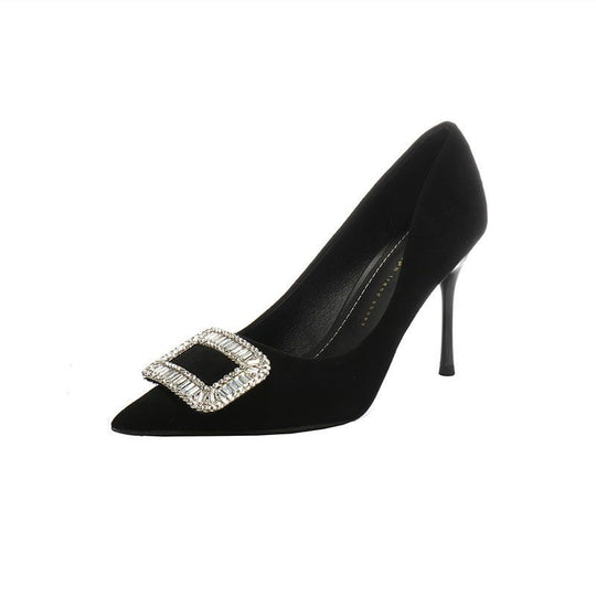 Damen Spitz zulaufende Pumps mit Kristall-Statement‑Schnalle und schlankem Stiletto Shop Nory