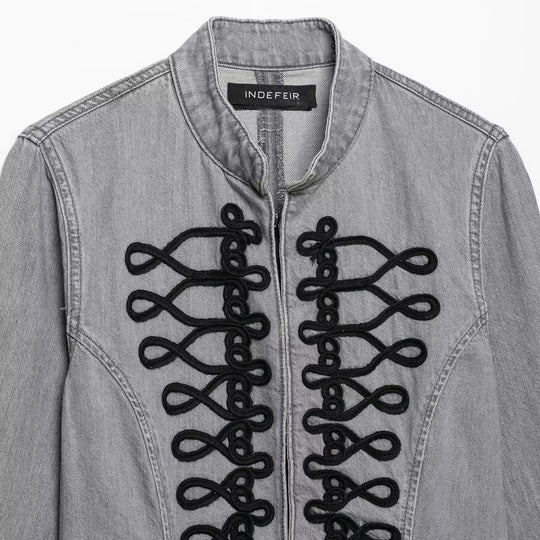Damen Jeansjacke mit militärischer Kordelapplikation und Stehkragen Shop Nory