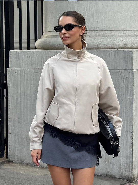 Damen Leichter taillierter Cropped-Bomber mit hohem Stehkragen und Raglanärmeln Shop Nory