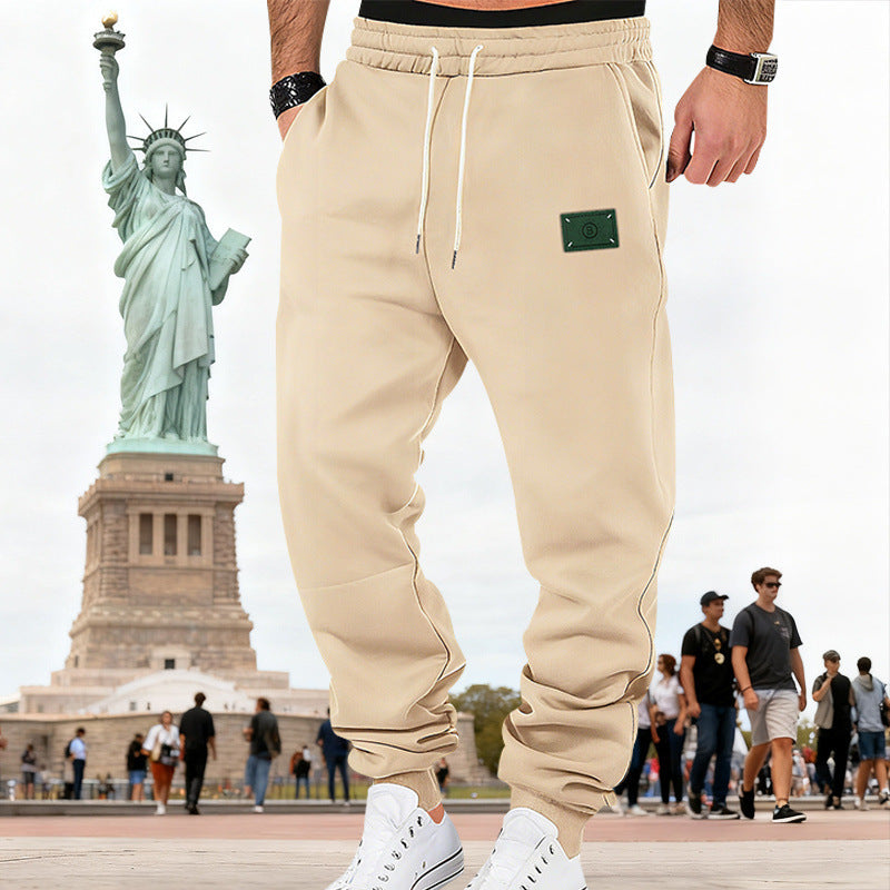 Herren Slim-Fit Sweat-Jogger mit elastischem Bund, Tunnelzug und gerippten Bündchen Shop Nory
