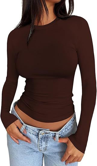 Damen Körpernahes Langarmshirt im Cropped-Look mit verlängerten Ärmeln und Daumenloch Shop Nory