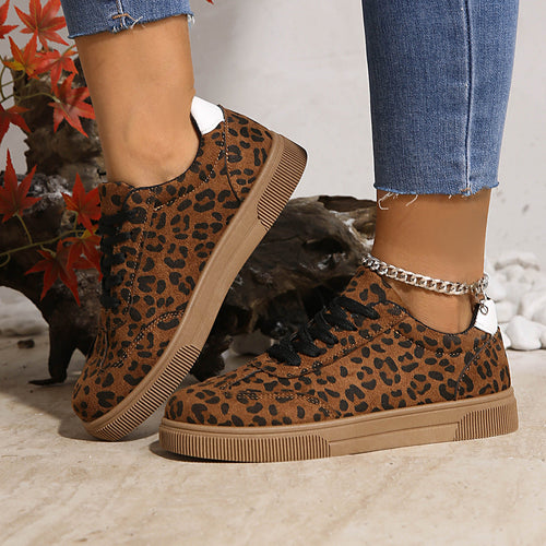 Damen Sneakers im attraktiven Leopardenmuster mit atmungsaktiver Oberflächenstruktur