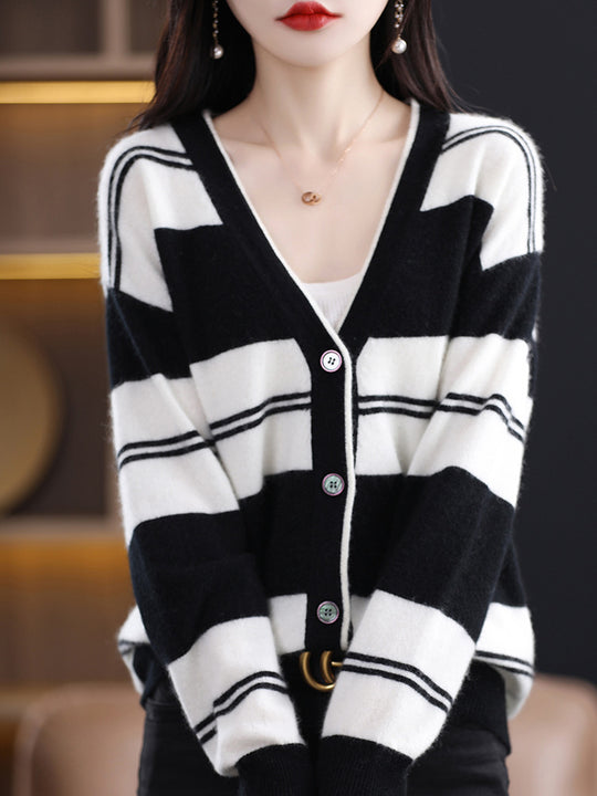 Damen Midilanger Feinstrick-Cardigan mit breiten Blockstreifen, V-Ausschnitt und gerippten Bündchen Shop Nory