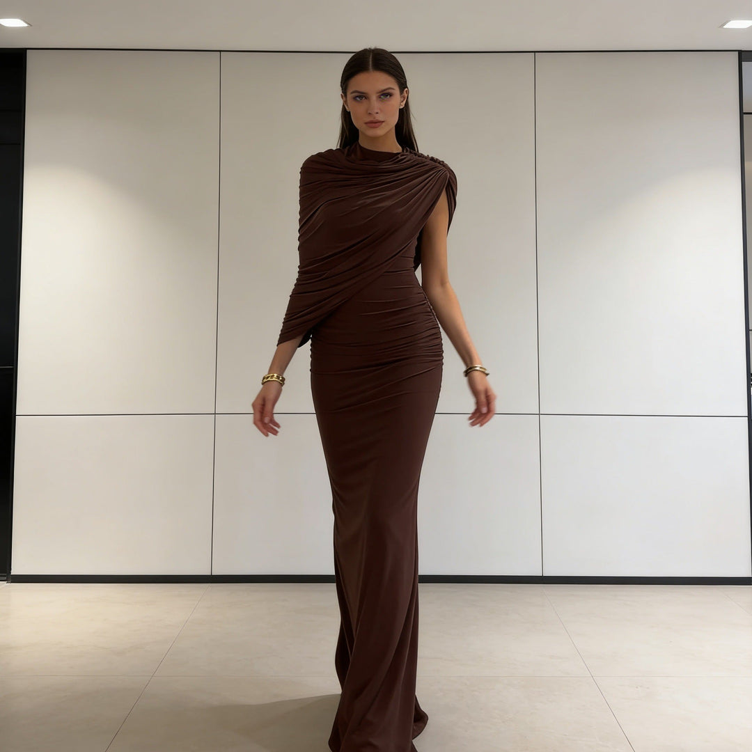 Damen Elegantes Maxikleid mit asymmetrischen Drapierungen und figurschmeichelndem Schnitt