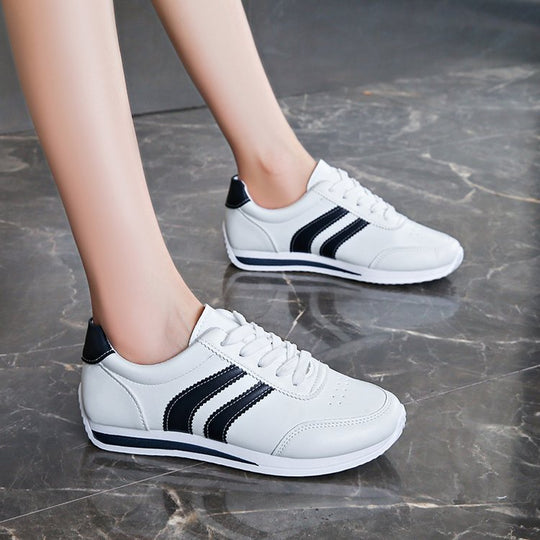 Damen klassische Sneakers mit modischen Streifen