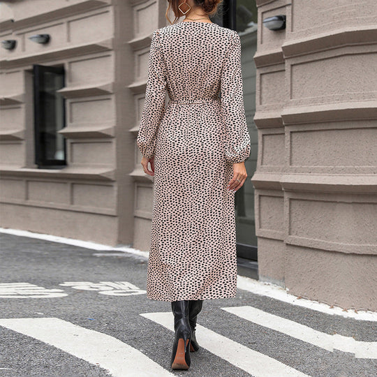 Damen Fließendes Wickel-Midikleid mit V-Ausschnitt, elastischem Smockbund und hohem Beinschlitz Shop Nory