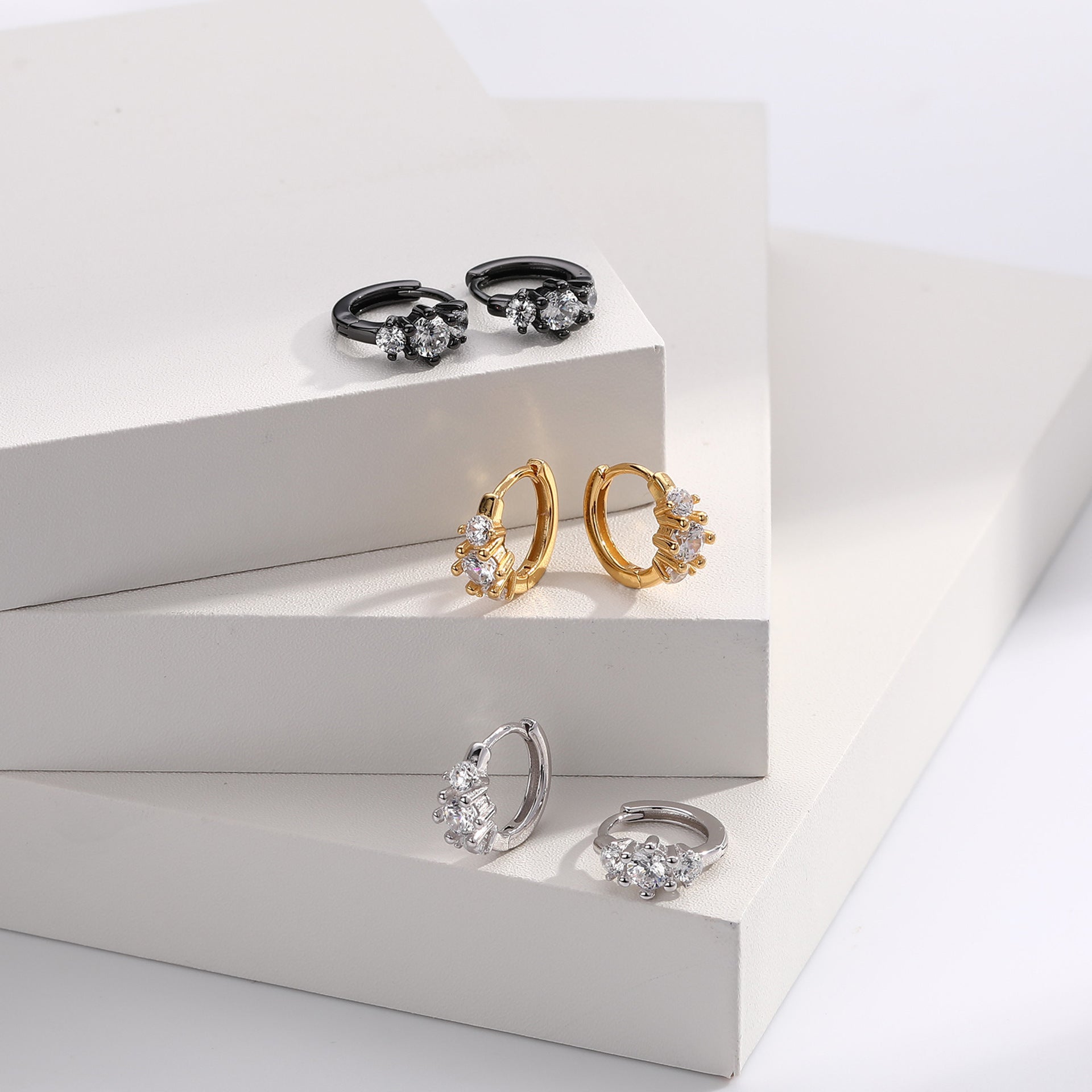 Damen Ohrhänger aus 925 Sterling Silber mit funkelndem Zirkon Shop Nory
