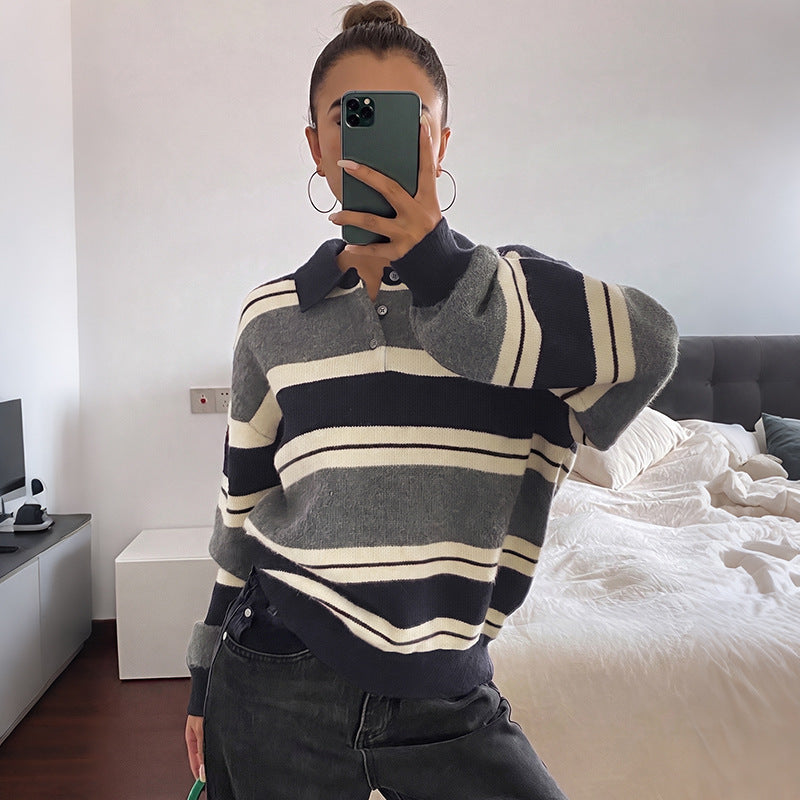 Damen Oversize-Strickpullover mit Polokragen, Streifenmuster und Knopfblende Shop Nory