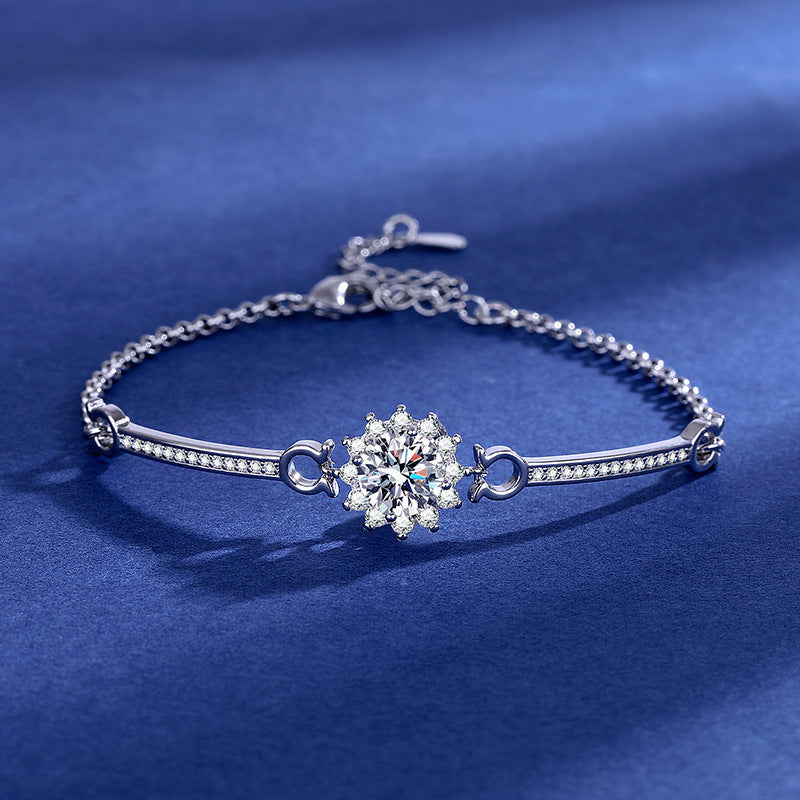 Zartes Zirkonia-Armband mit Verstellbarem Verschluss und Funkelnden Rundsteinen