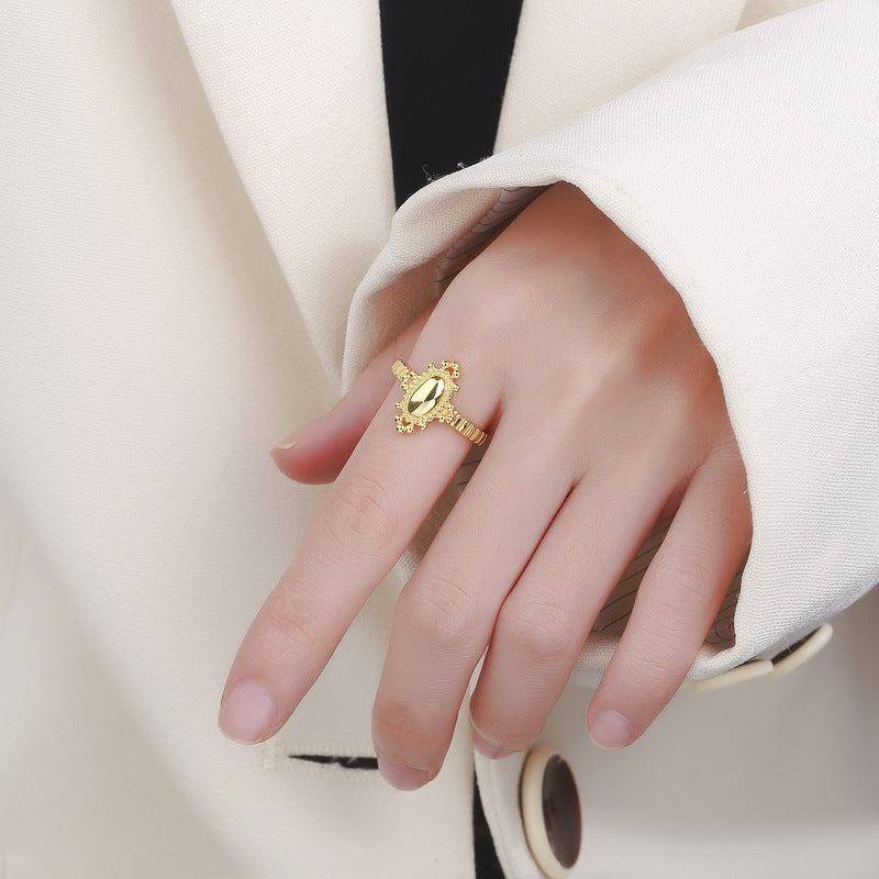 Damen modischer Ring mit ausgefallenem Gold-Design Shop Nory