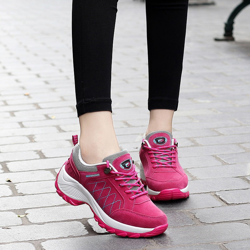 Damen Bequeme Outdoor-Walking-Sneaker mit verstärkter Profilsohle und gepolstertem Knöchelkragen Shopy Nory