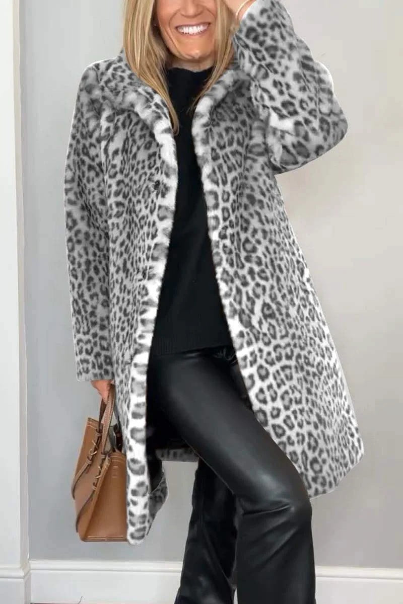 Mantel - Kunstpelz - Oversized Fit - Reverskragen - Leopardenprint