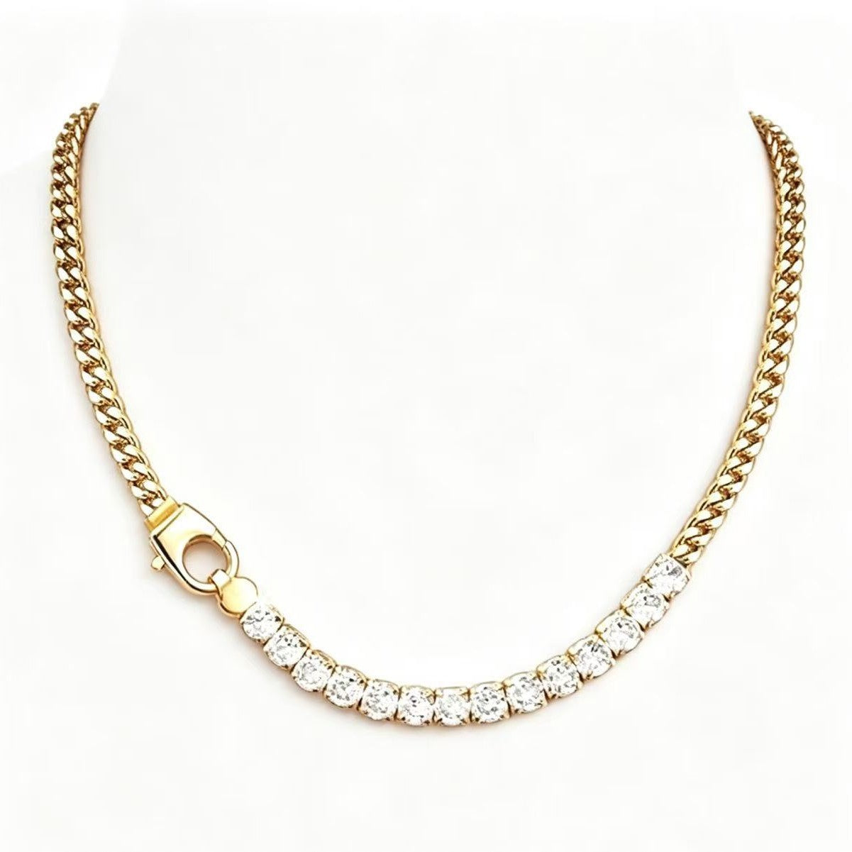 Damen Halskette mit schimmernden Zirkonia und robustem Gliederketten-Design Shop Nory