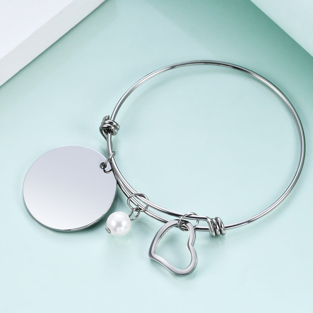 Damen Armreif mit personalisierbarem Anhänger und elegantem Design Shop Nory
