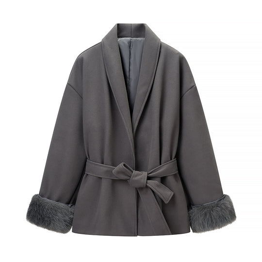 Damen Wickel-Mantel mit Bindegürtel und Fellbesatz an den Ärmeln Shop Nory