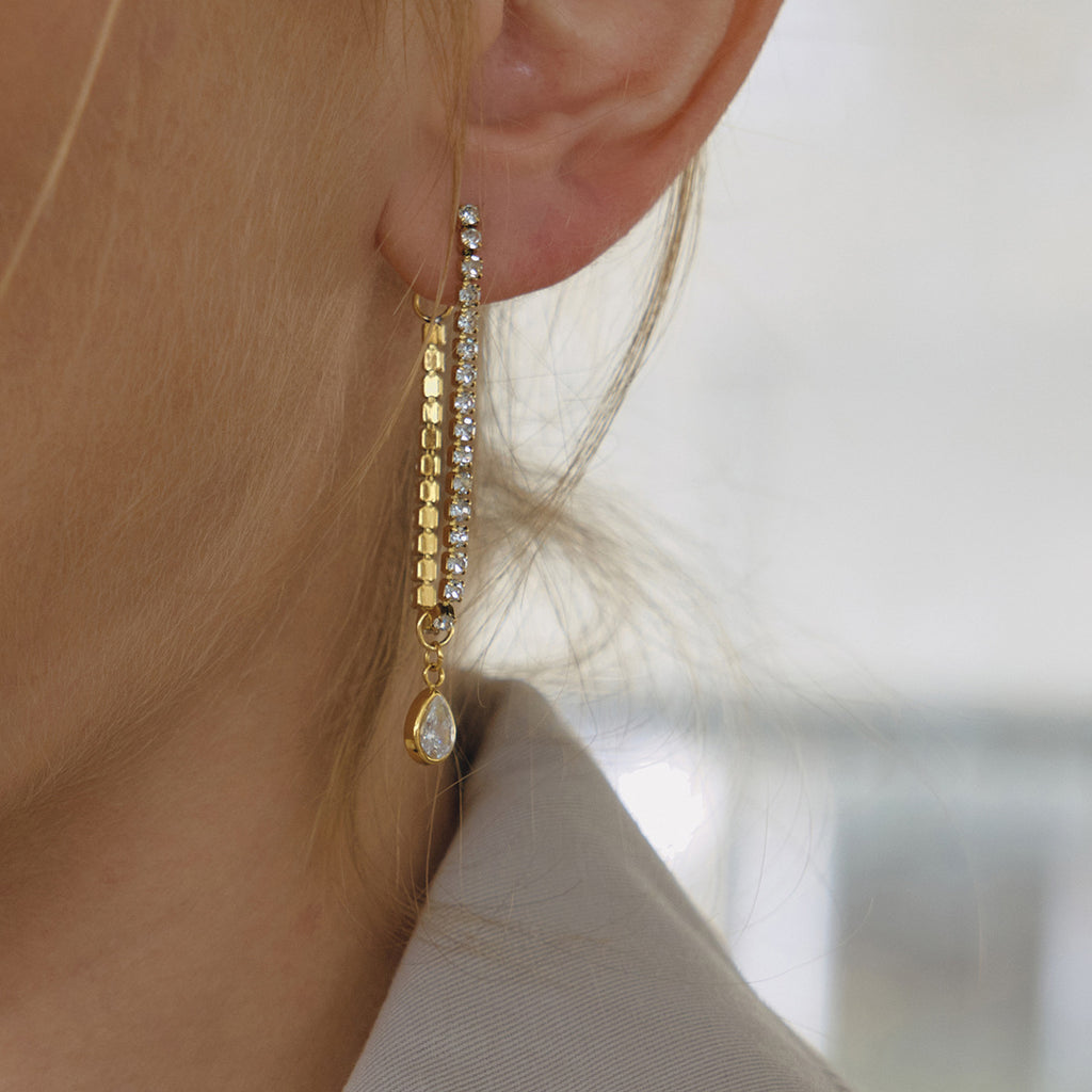 Damen Ohrhänger mit funkelnden Zirkonia und hypoallergenem Edelstahl Shop Nory