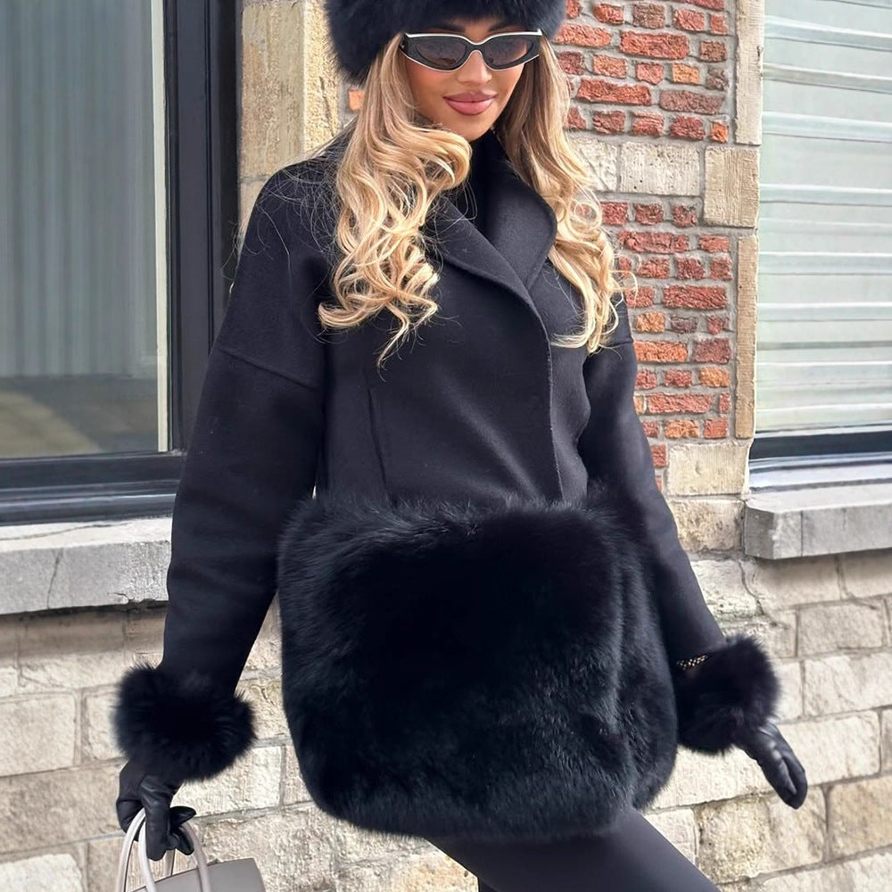 Damen Kurzmantel aus Wollmix mit dekorativen Felltaschen und legerer Boxy-Silhouette Shop Nory