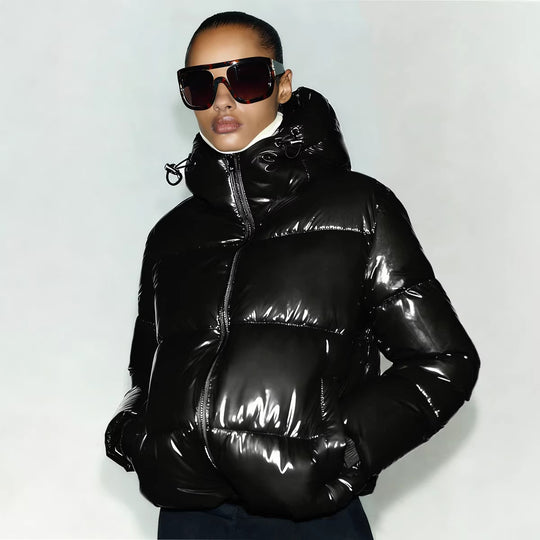 Damen Stylische Daunenjacke mit Kapuze