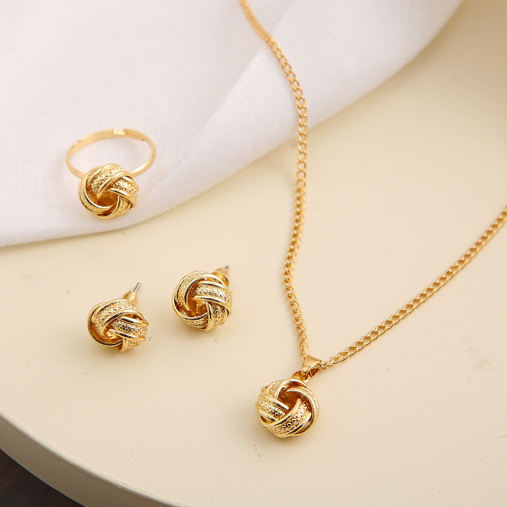 Damen Schmuckset mit kunstvoll gestaltetem Knotenanhänger Shop Nory