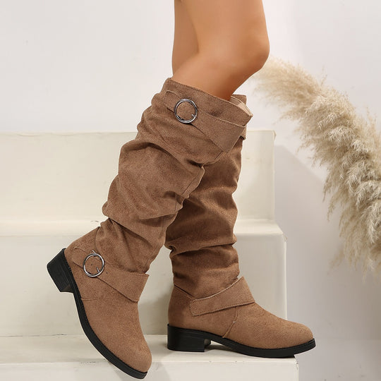 Damen Slouch-Stiefel kniehoch mit dekorativem Ringriemen und niedrigem Blockabsatz Shop Nory