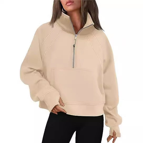 Damen sportlicher Hoodie mit kurzem Reißverschluss und praktischer Kängurutasche Shopnory