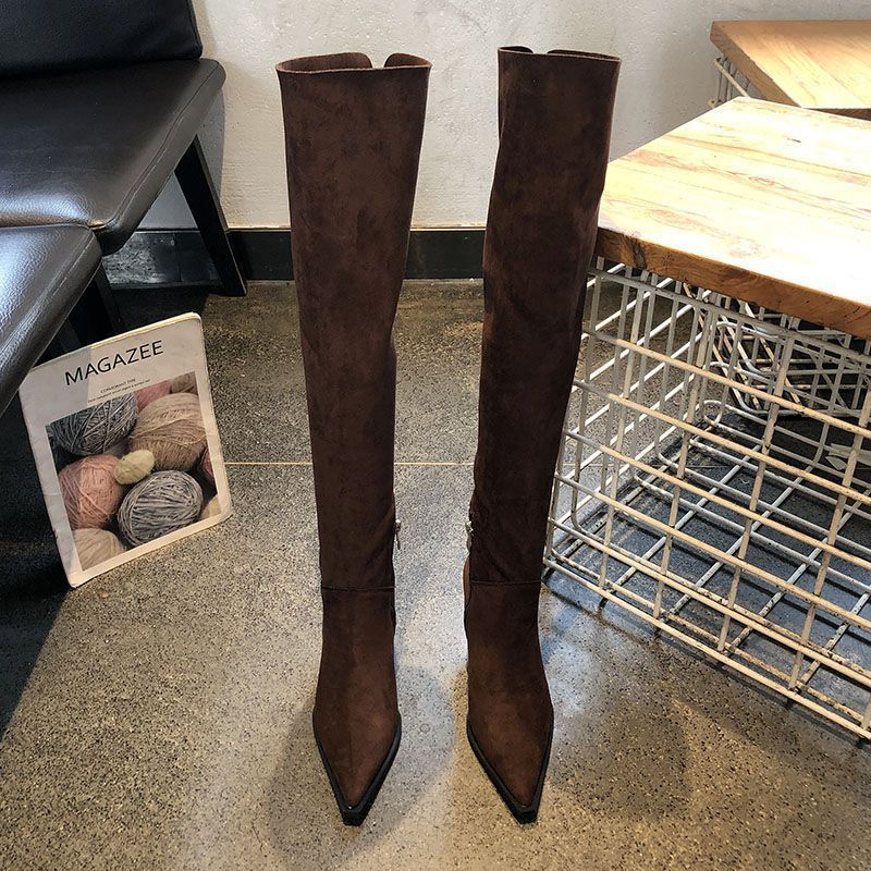 Damen Overknee-Stiefel aus Veloursoptik mit spitzer Zehenform und schmalem Absatz Shop Nory