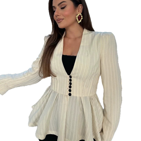 Damen Taillierter Peplum‑Blazer mit V‑Ausschnitt und dekorativer Knopfleiste Shop Nory