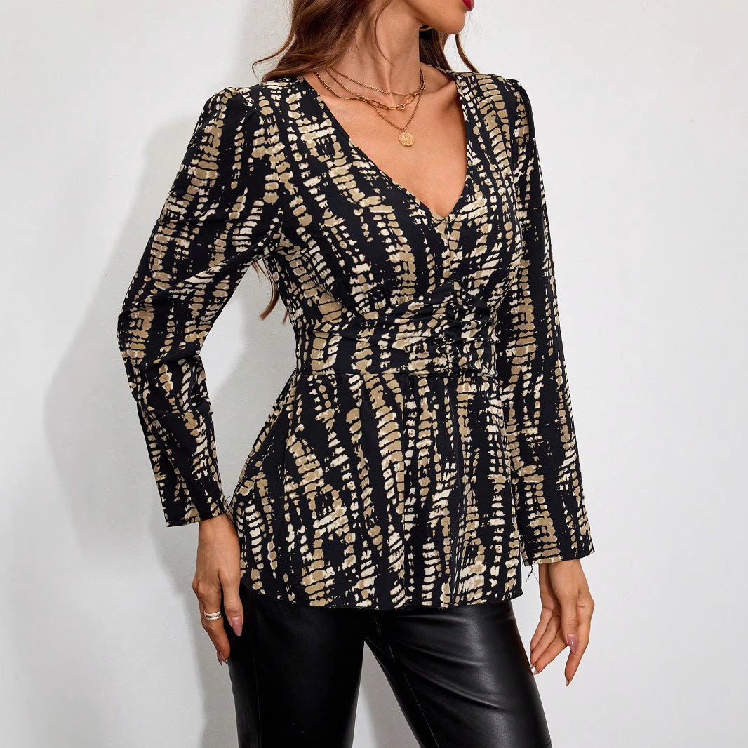 Damen V‑Ausschnitt Peplum-Bluse mit Wickeloptik und grafischem Print Shop Nory