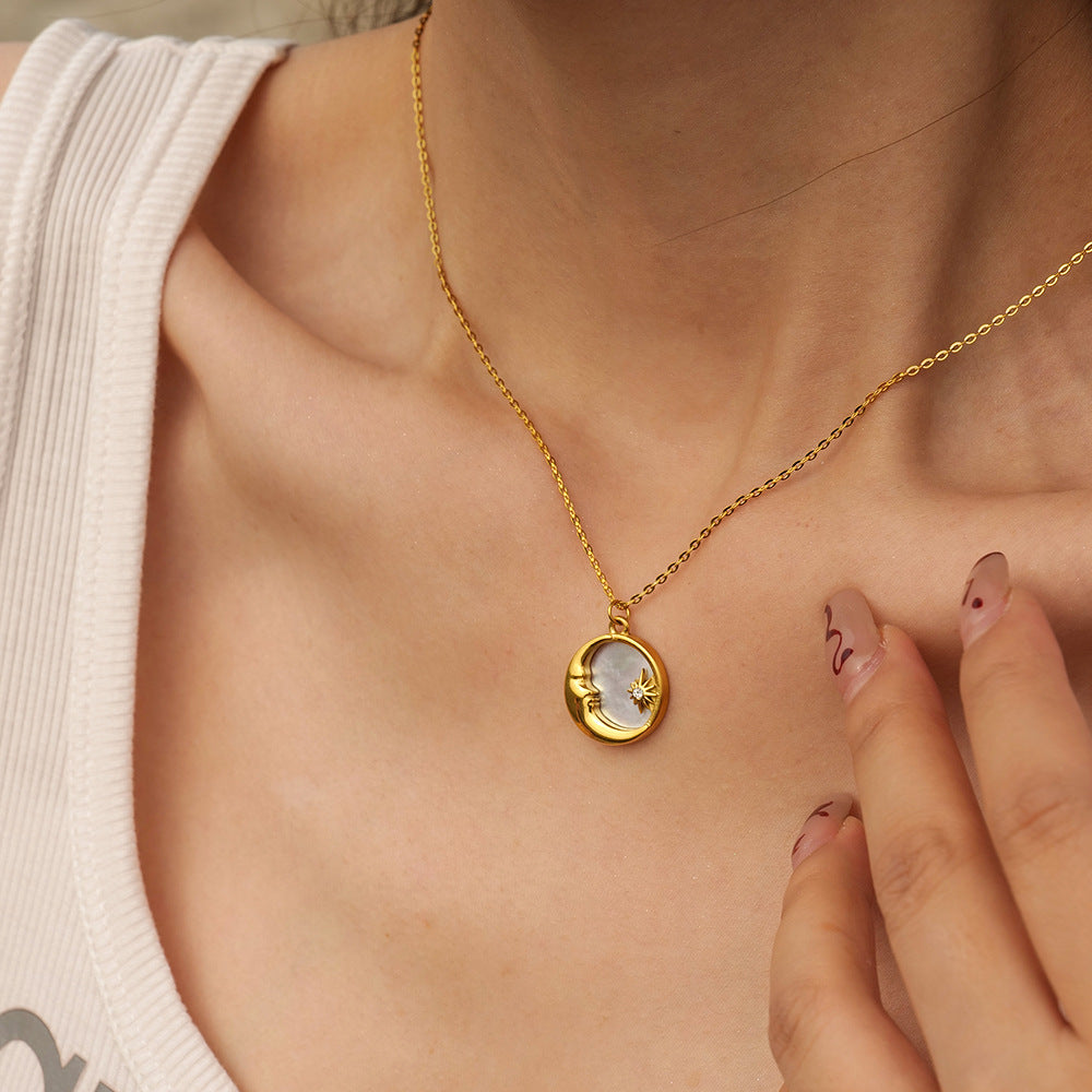 Damen Halskette mit elegantem Mond- und Sonnenanhänger aus hypoallergenem Edelstahl Shop Nory