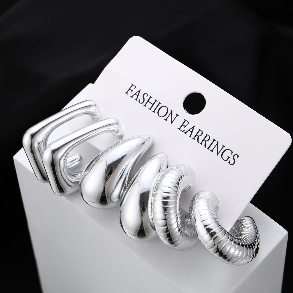 Damen Ohrringe Set mit stylischen, modernen Designs Shop Nory