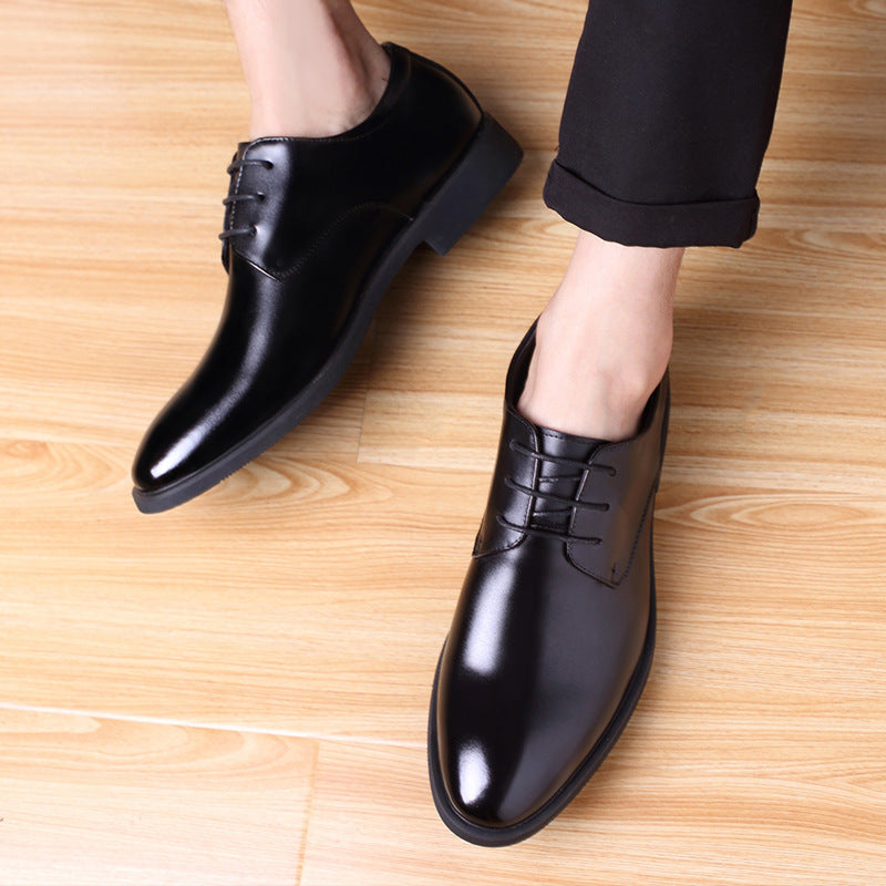 Herren Elegante Lederschuhe mit feinem Schnürdesign