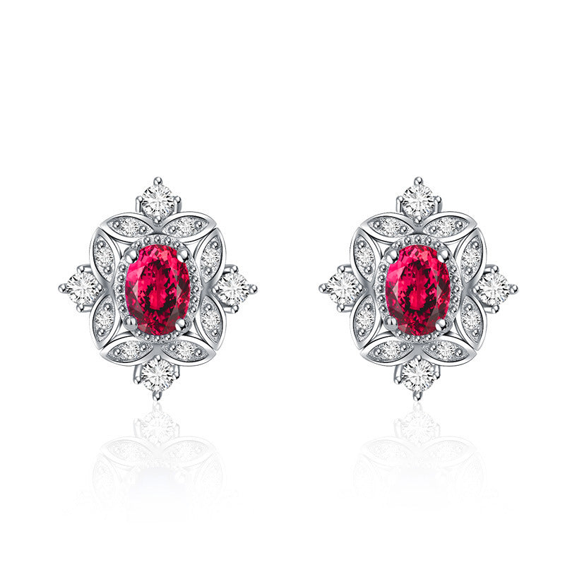 Damen Ohrringe mit kunstvollem Detail und funkelnden Zirkonia Shop Nory