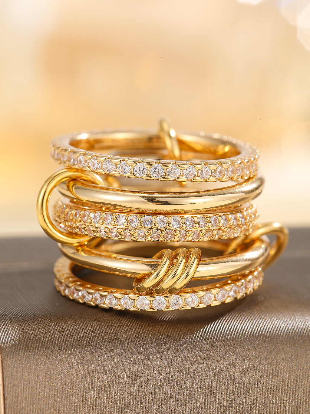 Damen Zierliches Ring-Set mit funkelnden Zirkonia-Elementen Shop Nory