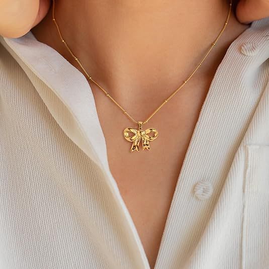 Damen Halskette mit elegantem Schleifenpendant und feiner Gliederkette Shop Nory