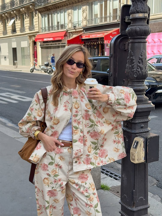 Damen Zweiteiliges Blumen-Print Co-Ord-Set mit Oversize-Blouson und High-Waist-Hose Shop Nory