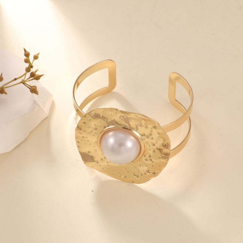 Damen Ohrstecker mit kunstvollem Perlendesign Shop Nory