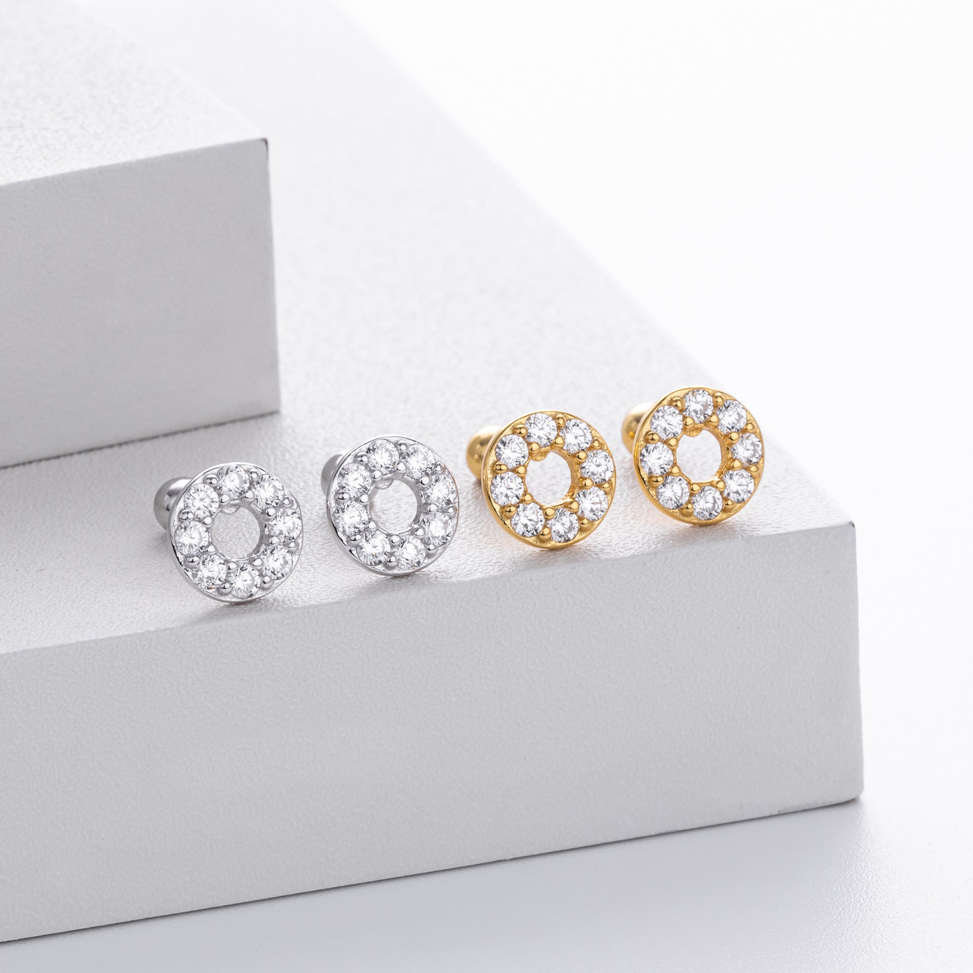 Damen Ohrstecker mit funkelnden Zirkon-Akzenten aus hochwertigem 925 Sterling Silber Shop Nory
