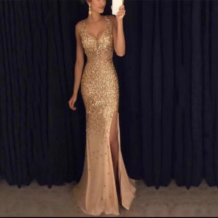 Damen Glamouröses Abendkleid mit glitzernden Pailletten und tiefem Schlitz