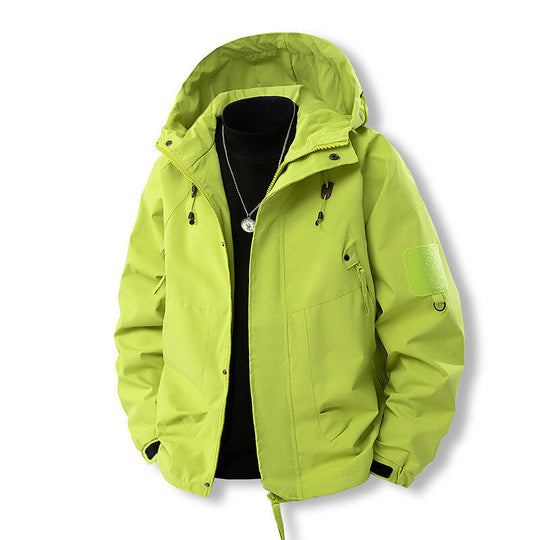 Herren funktionale Outdoor-Jacke mit verstellbarem Kapuzenbereich und atmungsaktiven Eigenschaften
